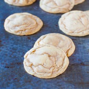 Soft and Chewy Sugar-Doodle Vanilla Cookies_image