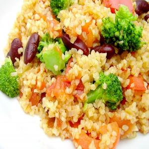 Bulgur Pilaf With Broccoli and Peppers_image