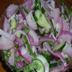 Peruvian Red Onion Salad image