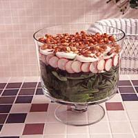 Simple Layered Spinach Salad_image