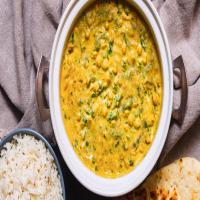 Chickpea, Coconut, and Cashew Curry Recipe_image