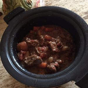 SLOW-COOKED FAMILY-FAVORITE BEEF STEW Recipe - (4.2/5)_image