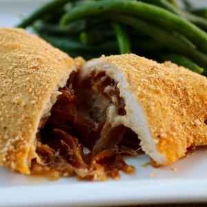 Caramelized Onion and Gouda Stuffed Chicken_image