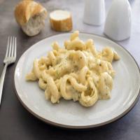 Cheesy Buttered Noodles_image