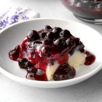 Blueberry Cake with Wojapi Sauce_image