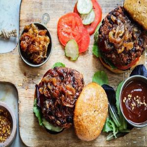 Vegan BBQ Bean Burgers with Caramelized Onions - Give it Some Thyme_image
