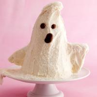 Boo! Bake a Spooky Ghost Cake for Halloween_image