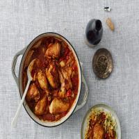 Kimchi-Braised Chicken With Bacon_image