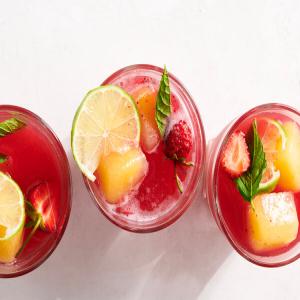 Strawberry Hibiscus Limeade_image