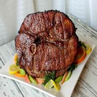 Whole Ham Glazed With Red Wine and Spices_image