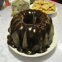 Amazing Solan Family Chocolate Cake (Aka 3-Hole Cake)_image