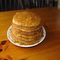 Old-Fashioned Stack Cake with Appalachian Apple Butter Filling_image