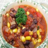 Cosy Ham-And-Bean Soup_image
