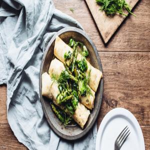 Cheese Matzo Blintzes with Asparagus and Dill_image