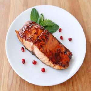 Pomegranate Glazed Salmon - Holiday Fish Recipe_image