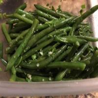 Green Beans With Coriander and Garlic_image