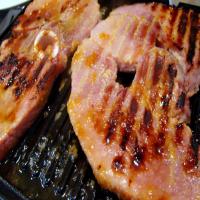 Grilled Ham Steak With Mustard Sauce_image
