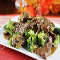 Hot and Tangy Broccoli Beef image
