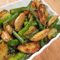 Roasted Fingerling Potatoes with Asparagus & Green Beans Recipe - (4.3/5)_image