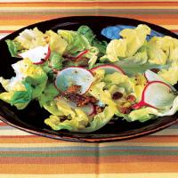 Salad with Radishes and Spicy Pumpkin Seeds_image