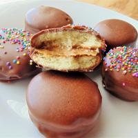 Chocolate-Peanut Butter Patties_image