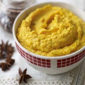 Carrot & star anise purée image