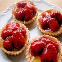 Mini Wild Strawberry Tarts - Barquettes De Fraises Des Bois image
