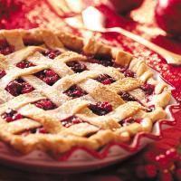Home-Style Cran-Raspberry Pie image