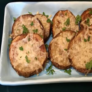 Plank Potatoes With Cheese_image