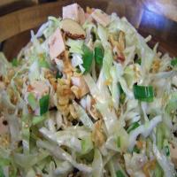 Oriental Chicken Salad with Crunchy Ramen Noodles_image
