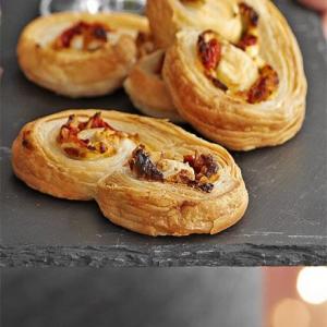 Red pepper, walnut & goat's cheese palmiers_image