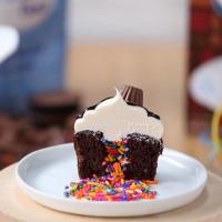 Chocolate Pinata Cupcake: Cupcake Sandwich Recipe by Tasty_image