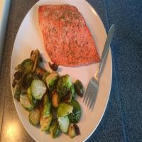 Simple Oven-Baked Salmon_image