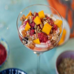 Sour and Sweet Yogurt Parfait with Stovetop Granola_image