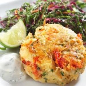 Crab Cakes with Coleslaw and Lime Dill Yogurt Sauce_image