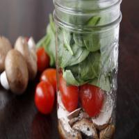 Mason Jar Salad Shakers_image