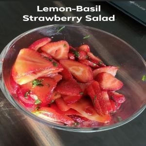 Lemon-Basil Strawberry Salad_image