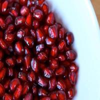 How to Seed and Juice a Pomegranate_image