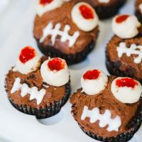 Halloween Chocolate Cupcakes with Monster Peanut Butter Eyes_image