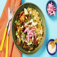 Yucatan Citrus Chicken Bowls with Poblano, Smoky Red Pepper Crema & Pickled Onion_image