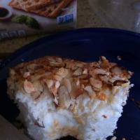 Angel Food Cake with Toasted Almonds_image