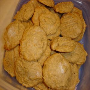 Cinnamon- Peanut Cookies image