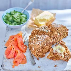 Black treacle & oat soda bread with pickled cucumbers, smoked salmon & homemade butter image
