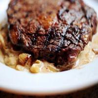 Rib-eye Steak with Blue Cheese and Onion Sauce_image
