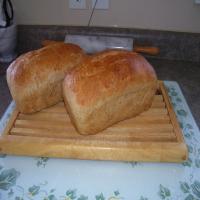 Light Whole Wheat Bread (Bread Machine)_image
