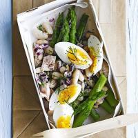 Lemony tuna & asparagus salad box image
