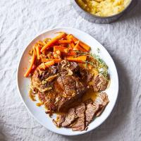 Pressure Cooker Pot Roast With Mashed Potatoes_image