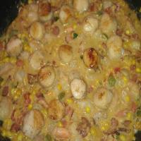 SCALLOPS AND SHRIMP WITH CREAMY BACON CORN SAUCE_image