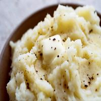 Garlic Mashed Potatoes image