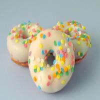 Strawberry Cake Mix Donuts Recipe - (4.2/5)_image
